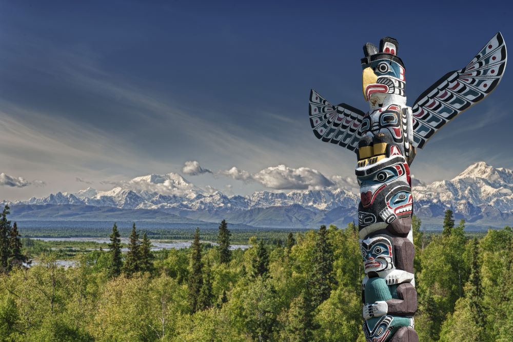 City Views & Mountain Vistas Image