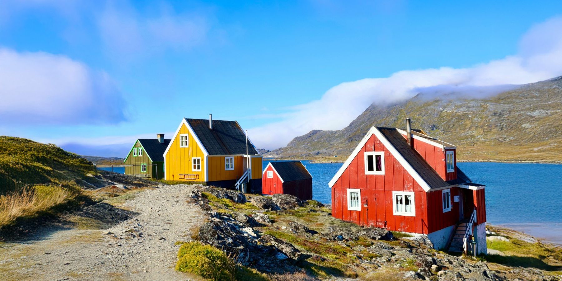 Azamara Cruise ship pulling away from port