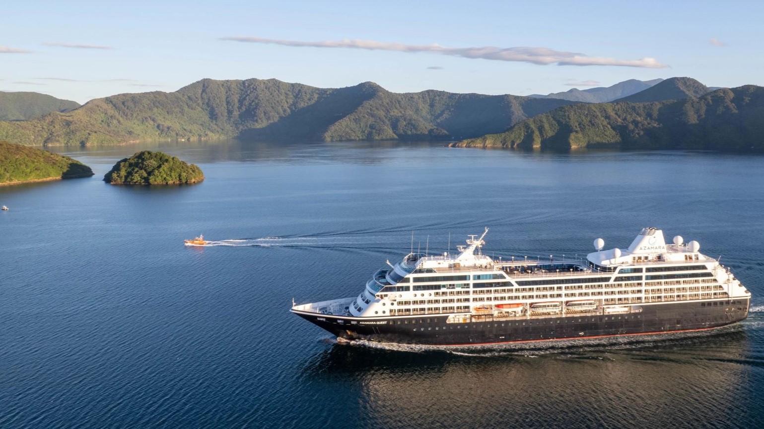 cruise ship sailing in afternoon