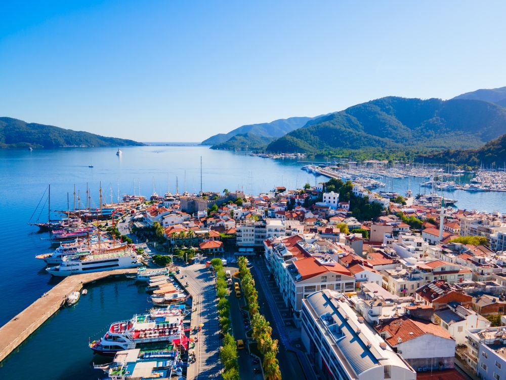 Greece Intensive Cruise: Syros, Patmos & Rhodes