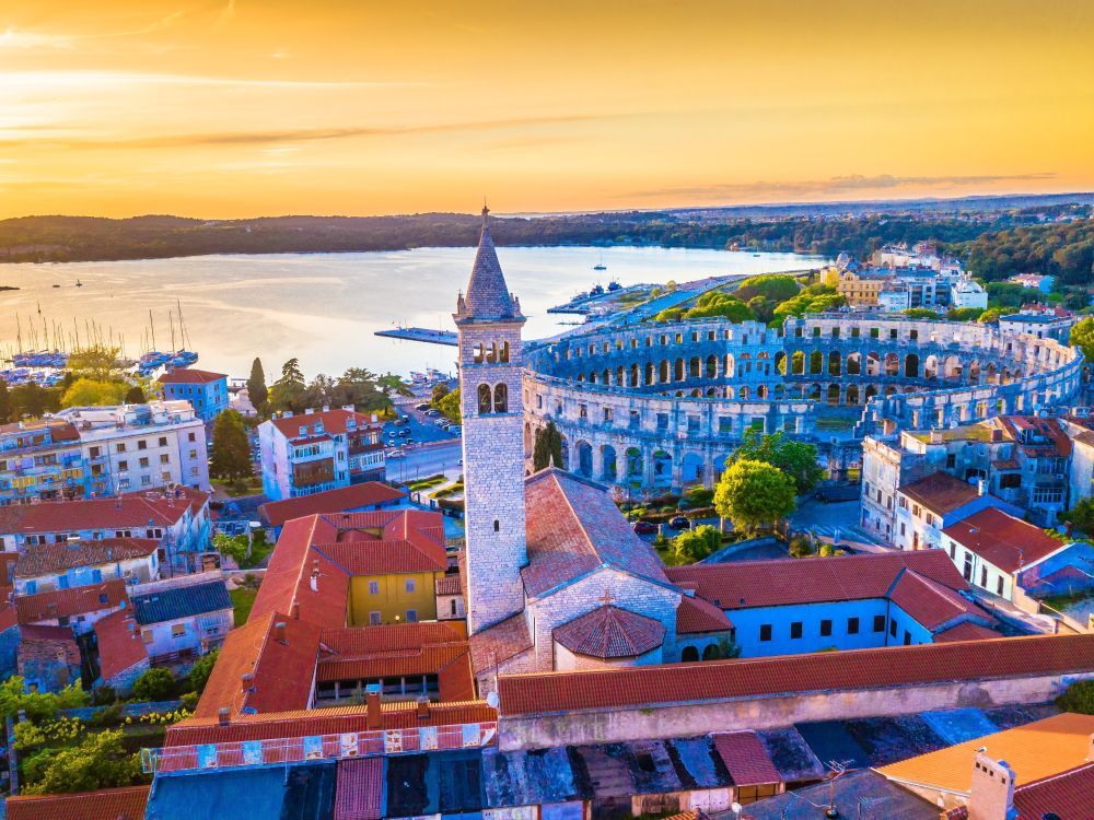 Croatia Intensive Cruise: Zadar, Dubrovnik & Hvar