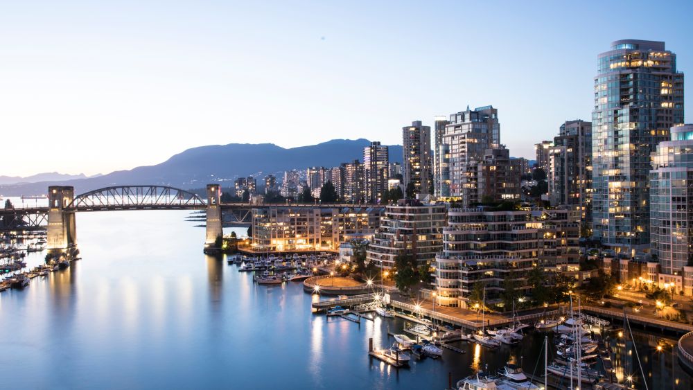 banff, lake louise & whistler cruisetour: journey through the rockies