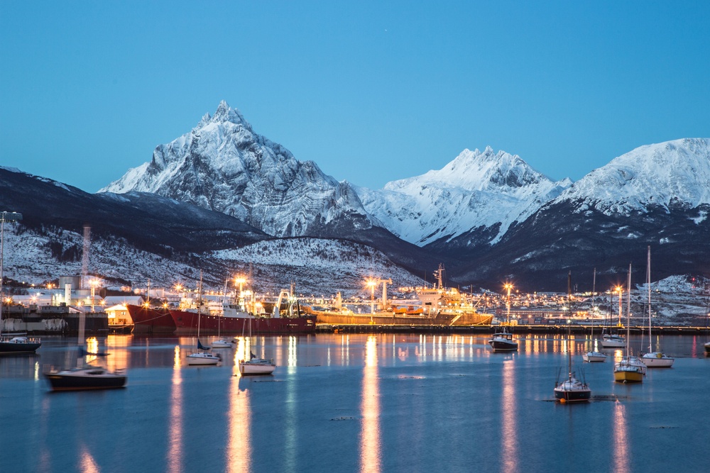 antarctica holiday voyage