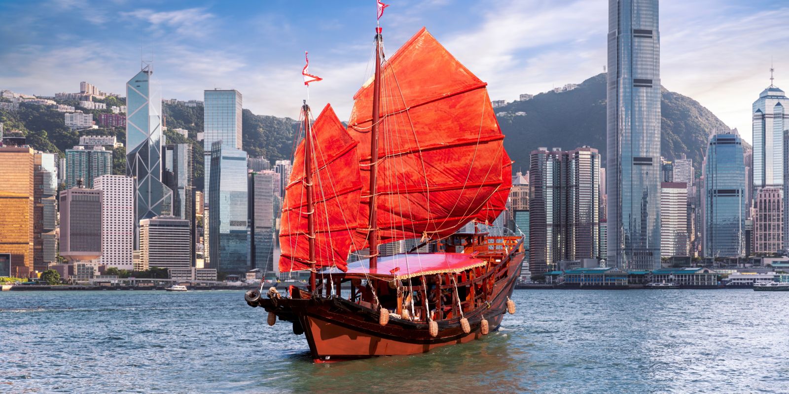 Traditional junk boat in Hong Kong Harbour