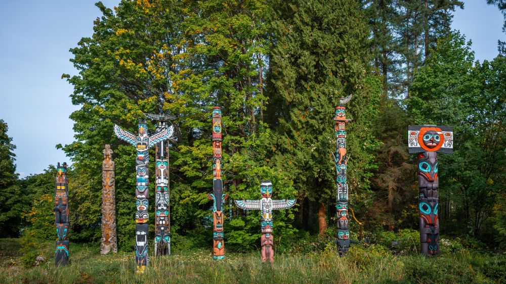 banff, lake louise & whistler cruisetour: journey through the rockies