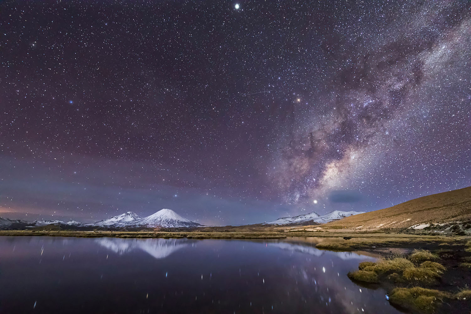 Stars over water in Arica