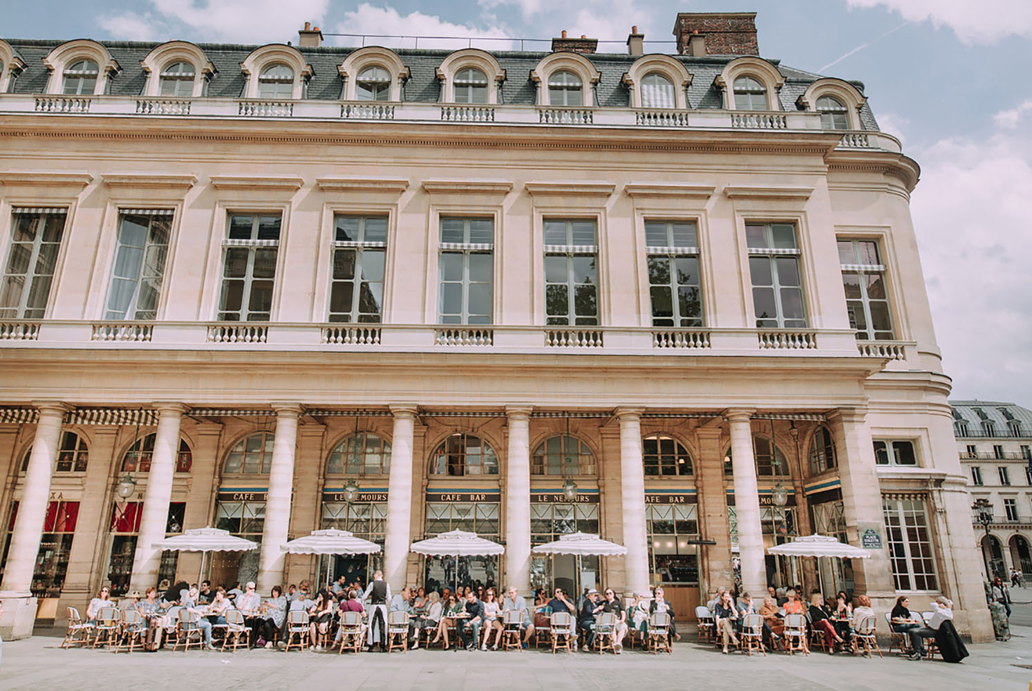 French cafe
