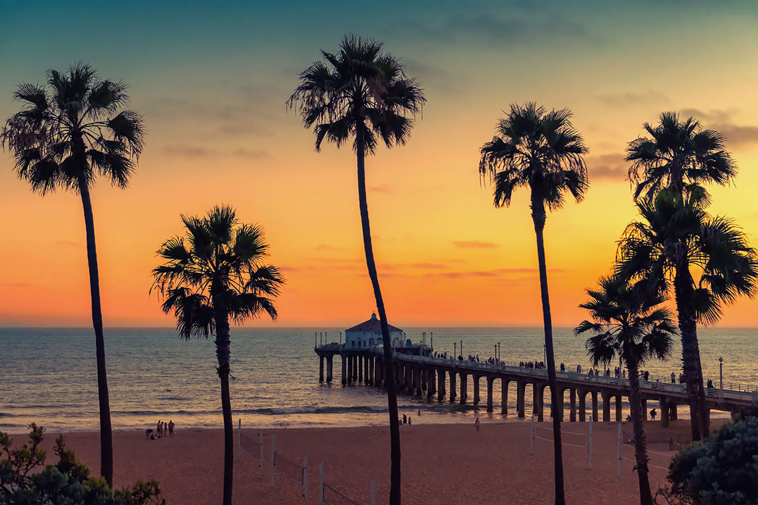 Manhattan Beach at sunset in Los Angeles, California