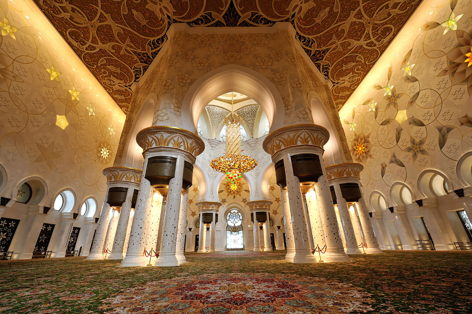 The interior of the Sheikh Zayed Grand Mosque