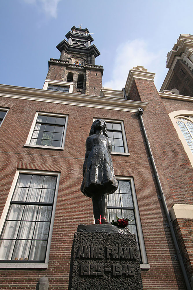 Anne Frank Statue in Amsterdam