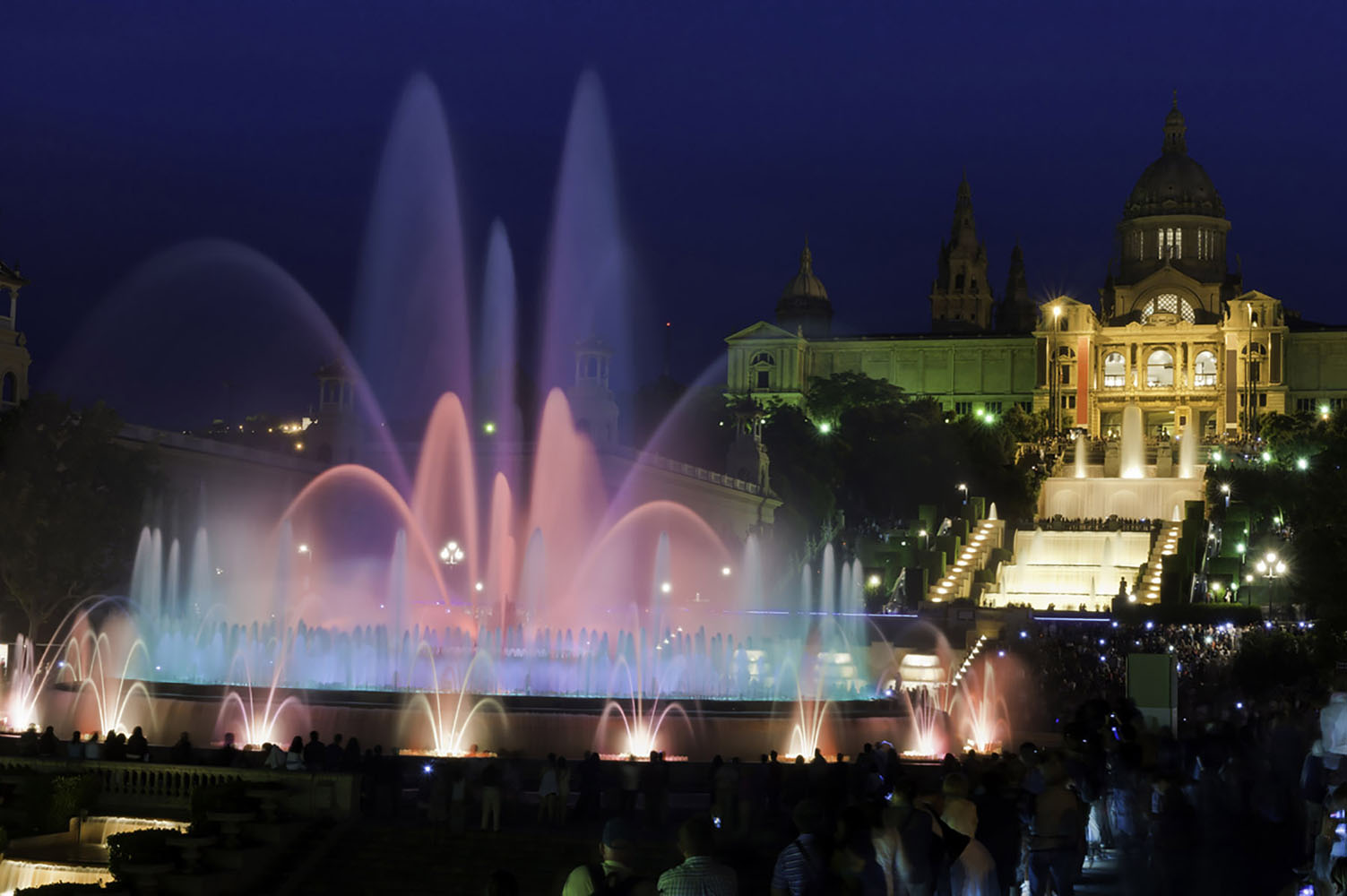 Barcelona Font Màgica at night