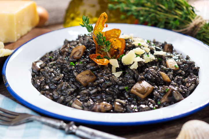 Black risotto