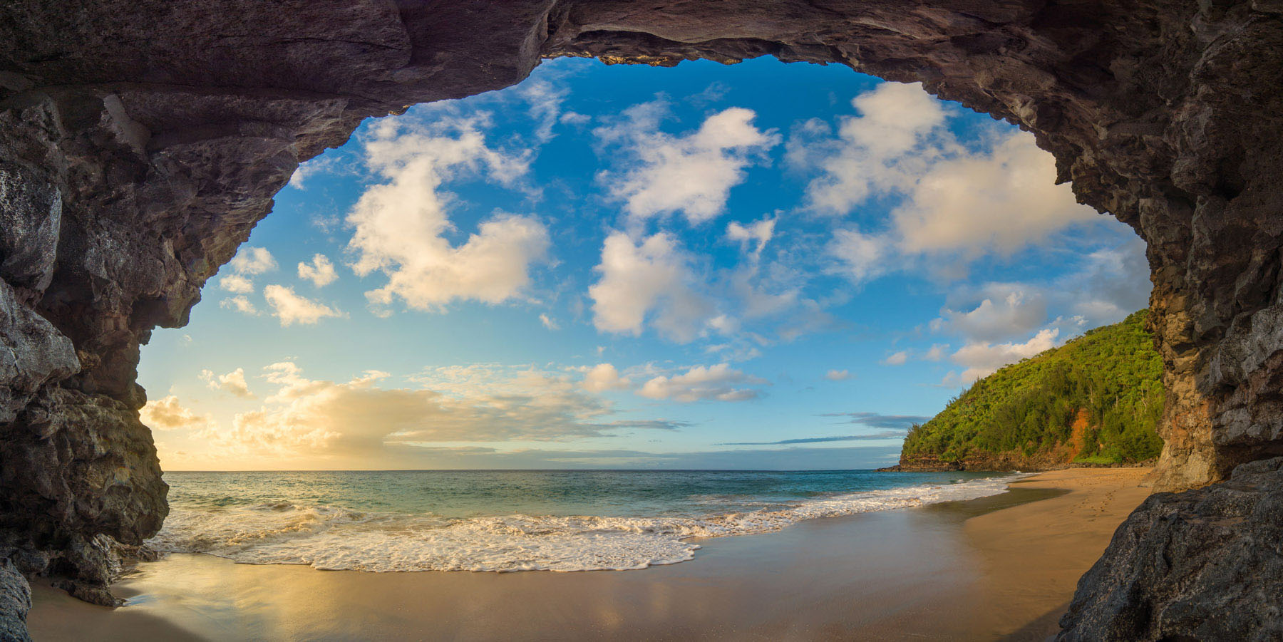 A grotto on a beach in Hawaii on beautiful afternoon