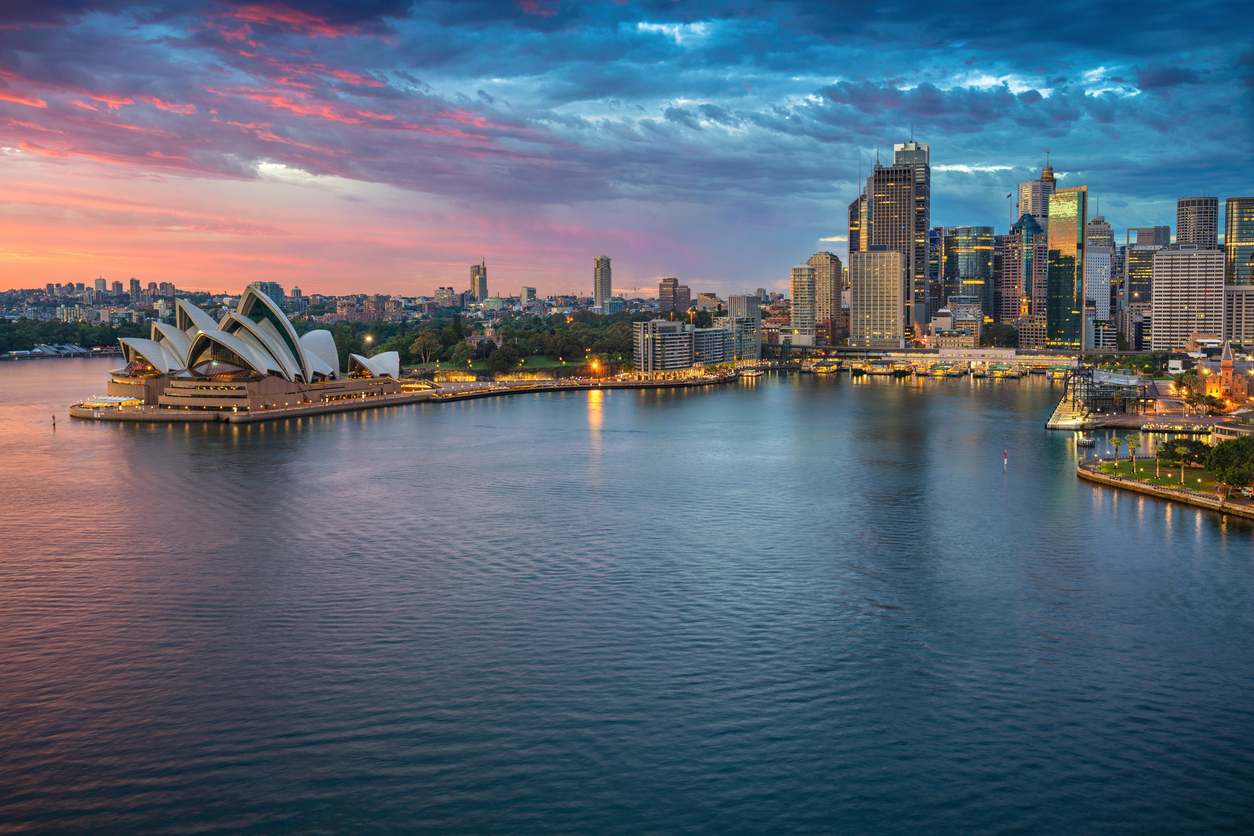 Cityscape image of Sydney, Australia during sunrise.