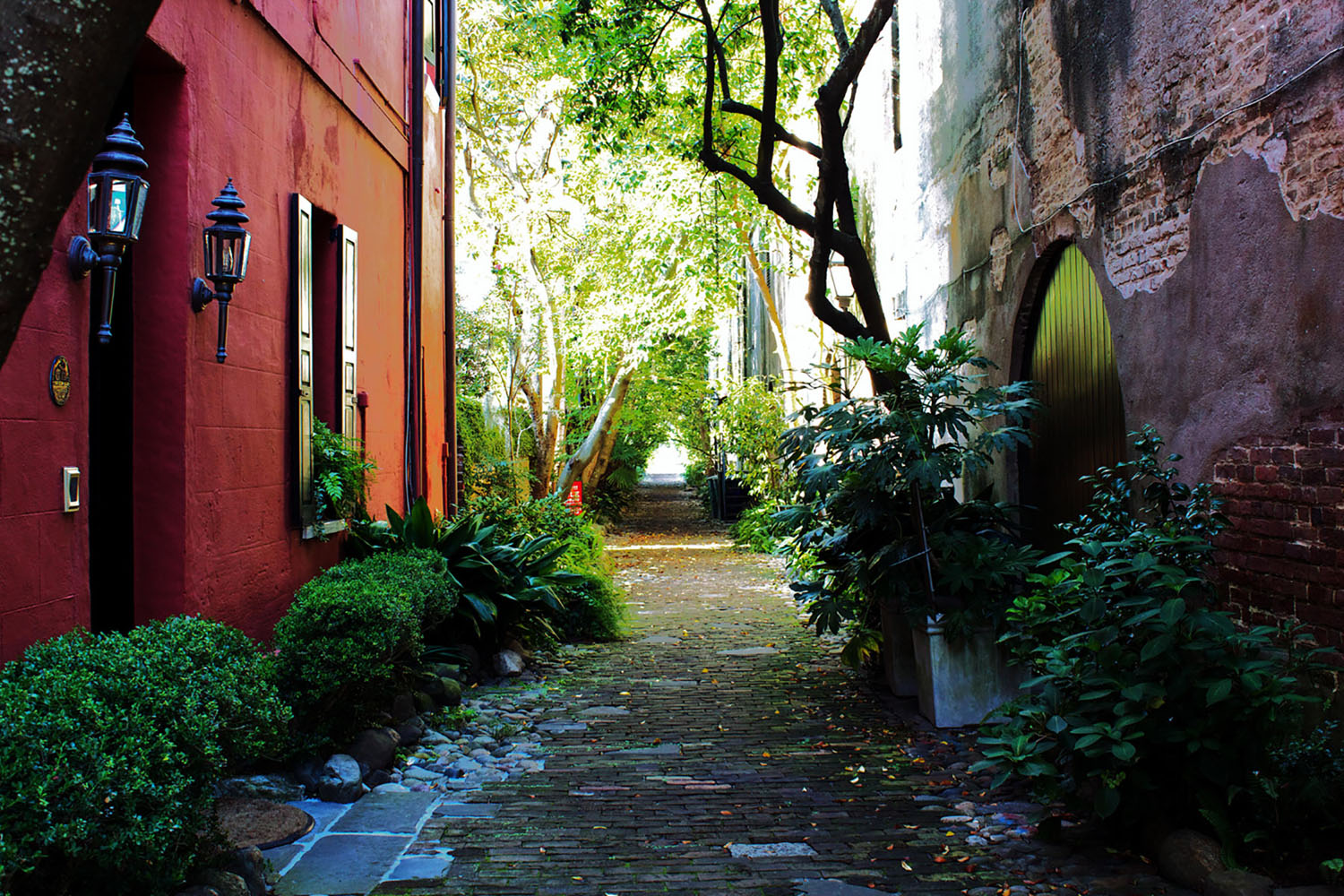 A cobblestone alley in Charleston, South Carolina