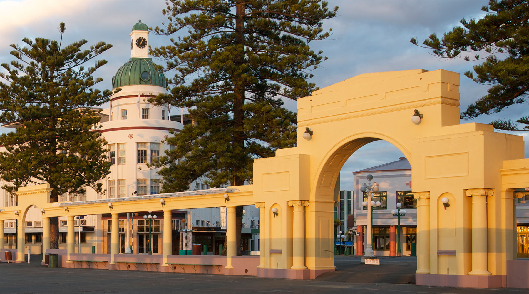 Explore the art deco architecture in Napier, New Zealand