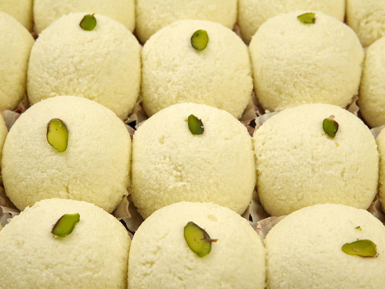 Sandesh Indian dessert