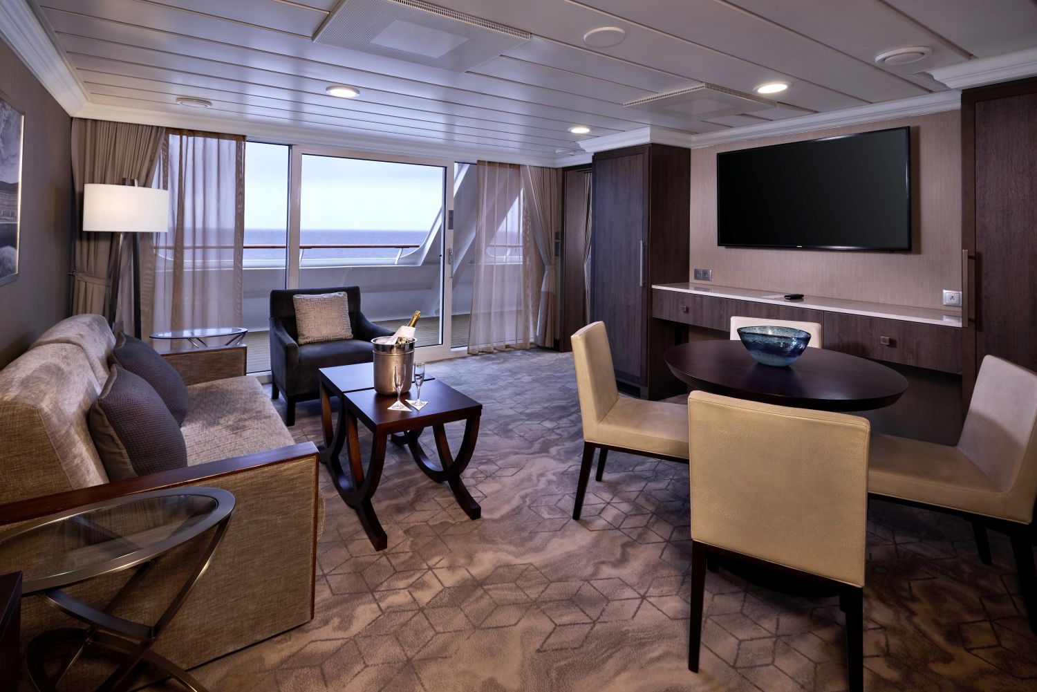World Owner’s Suite Image