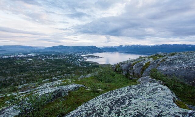 Komsa Hike Photo