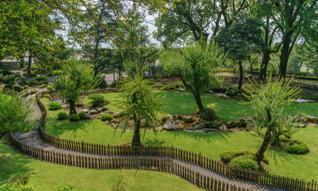 Senganen Gardens in Depth with Specialist Gardener Photo