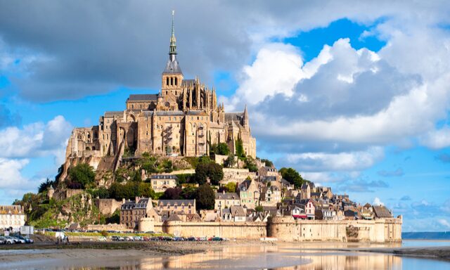 Majestic Mont-Saint-Michel  Photo