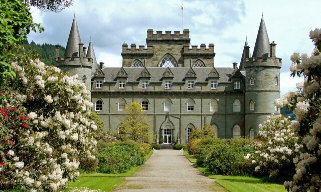 Inveraray Castle and Gardens Photo