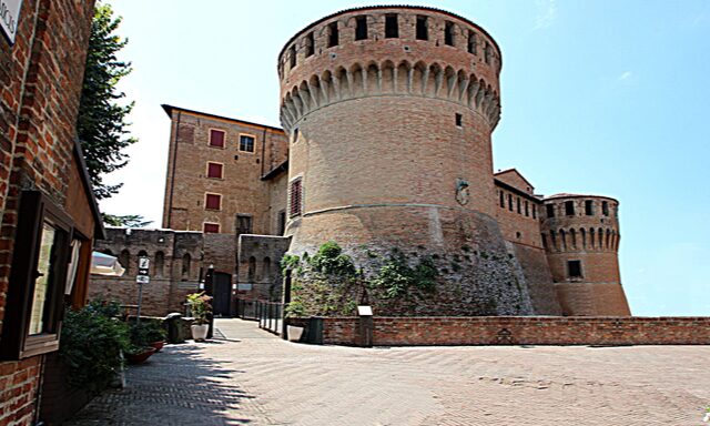 Stroll in the Medieval 
