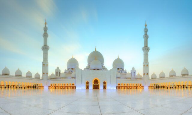 Abu Dhabi Sights & Grand Mosque Visit Photo