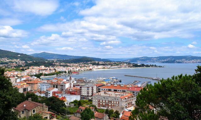 Vigo Sightseeing and Bayona Photo
