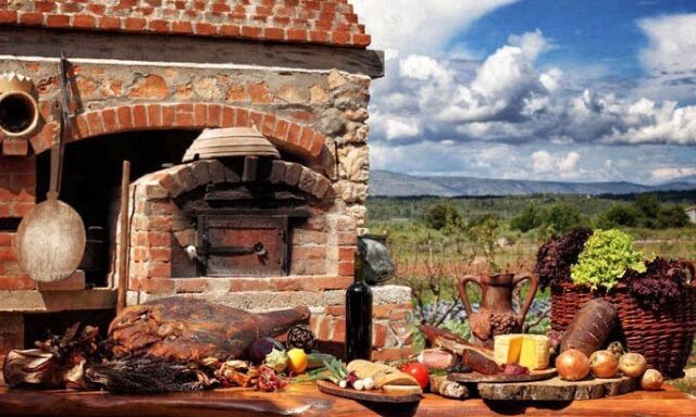Brunch at Hora Family Estate Photo