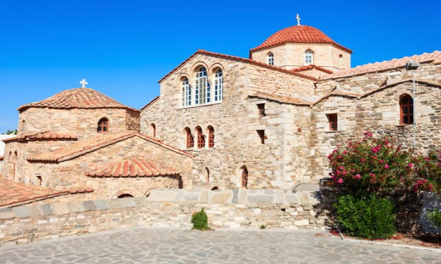 Parikia on Foot and Moraitis Winery Photo